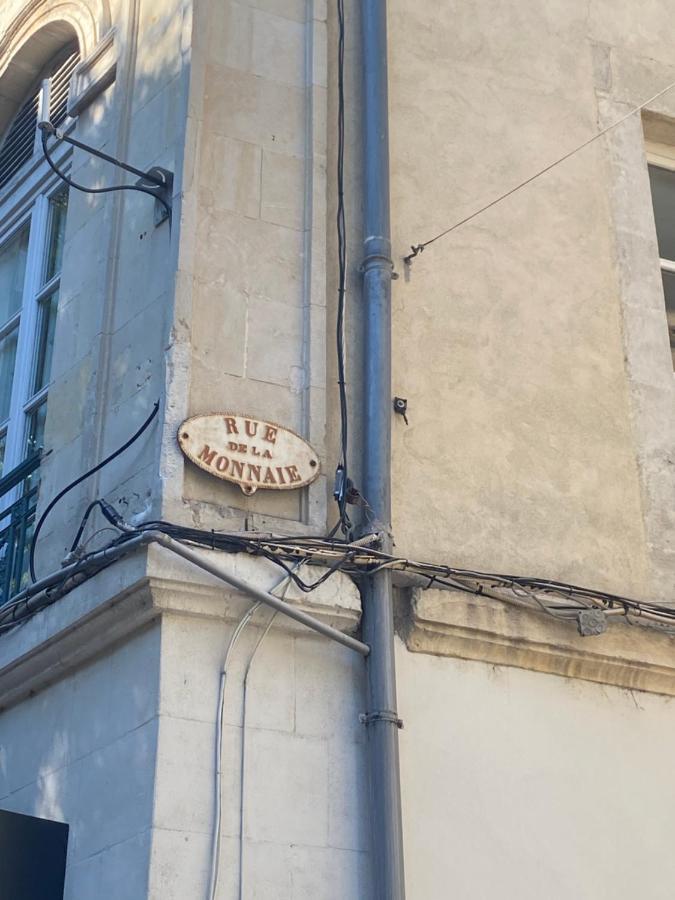 La Halte Des Arenes De Nimes Appartement De Charme Terracotta Exterior foto